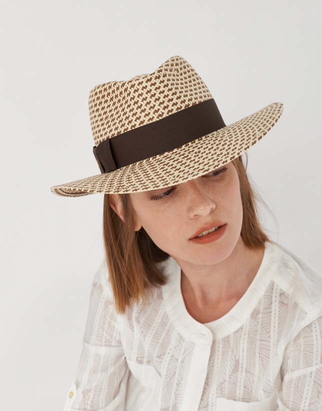 Two-tone brown hat