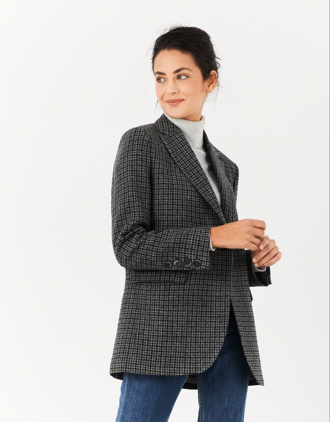 Gray checked blazer with one button