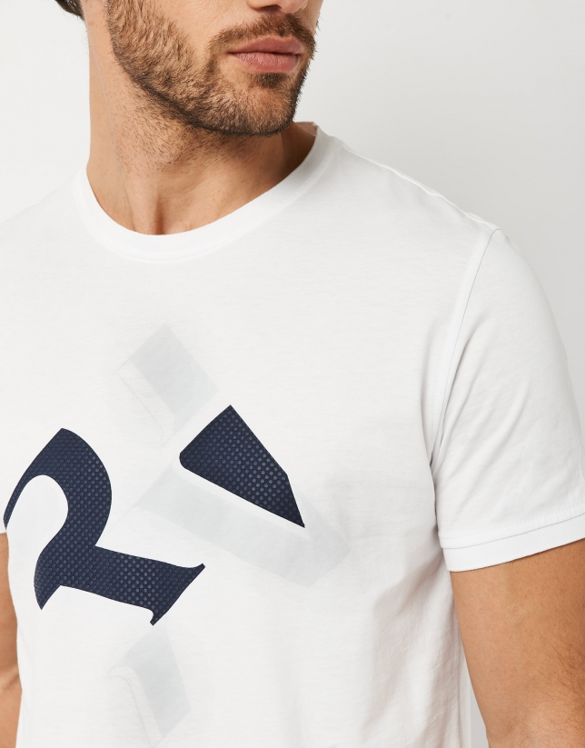 White top with navy blue RV logo