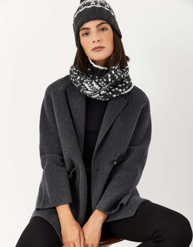 Gray wool alpine scarf collar 
