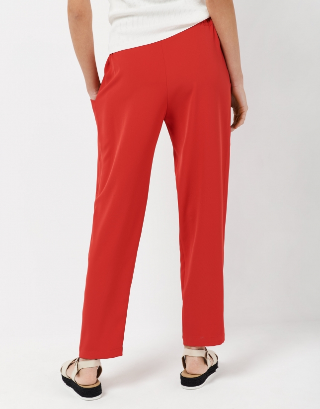 Red trousers with gathered waist