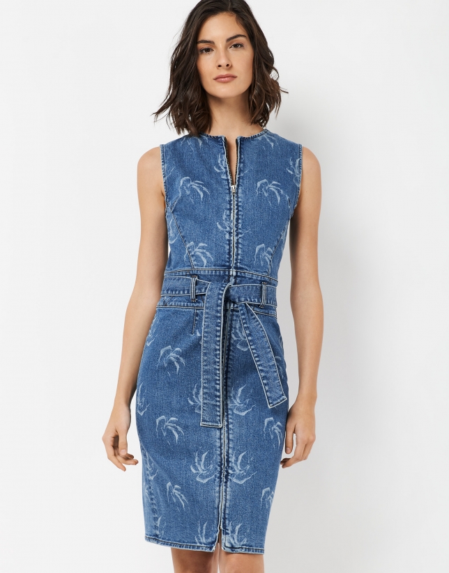 Blue jean shirtwaist dress with a flower