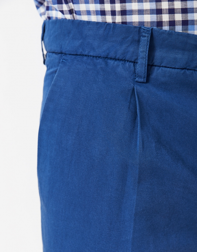 Dark blue cotton pants with darts