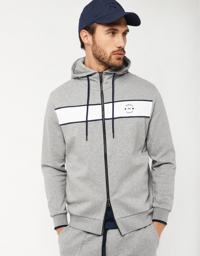Gray sweatshirt with broad stripe on the chest