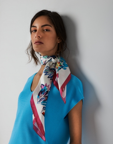 Floral print silk scarf with fuchsia border