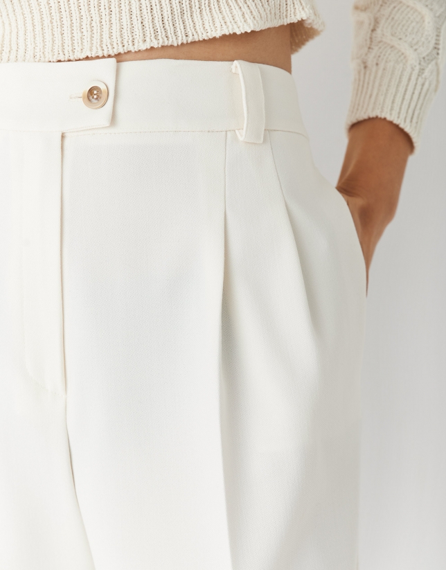 Pantalón crepé blanco con cinta calada lateral