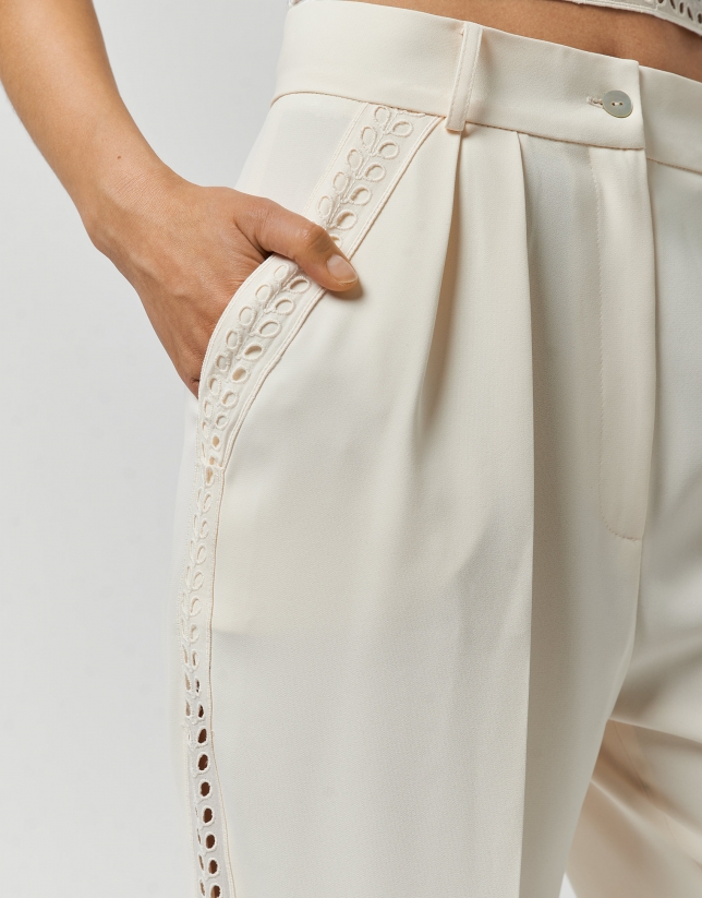 Light beige crepe pants with Swiss embroidery