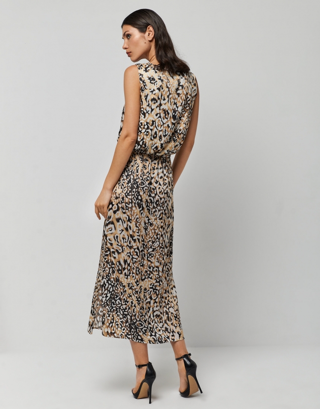Dress with slits and gold animal print