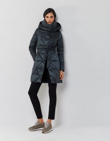 Long green quilted coat with hood