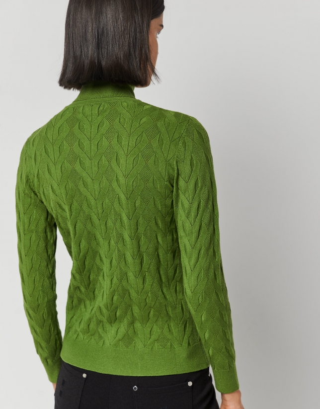 Green thick knit sweater with turtleneck