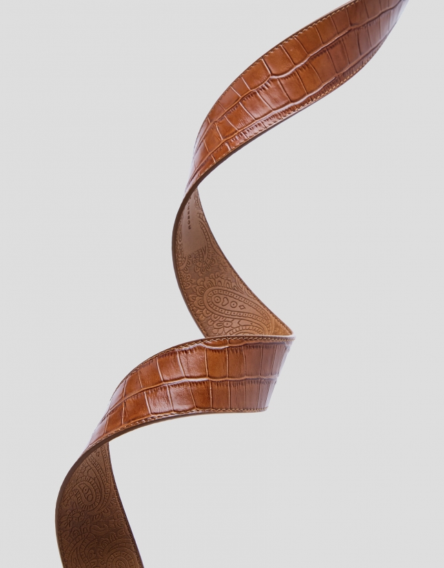Cinturón piel marrón grabado coco
