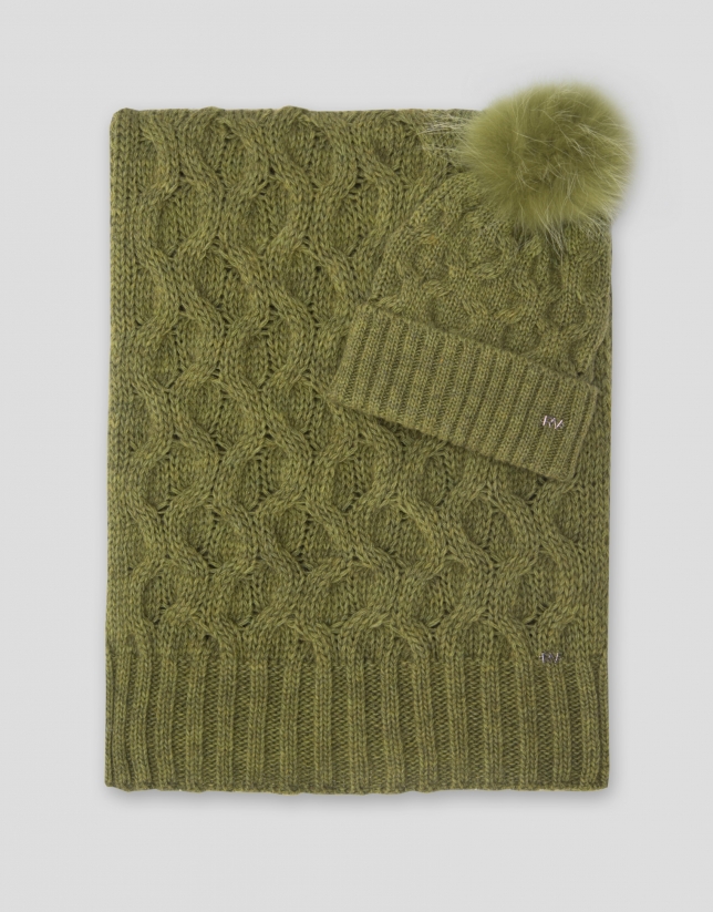 Green knit cap with geometric design