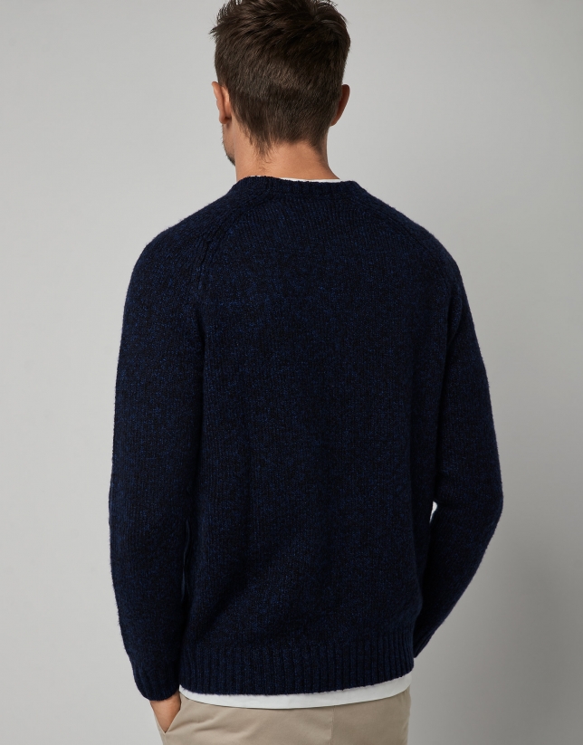 Two-tone blue sweater with raglan sleeves
