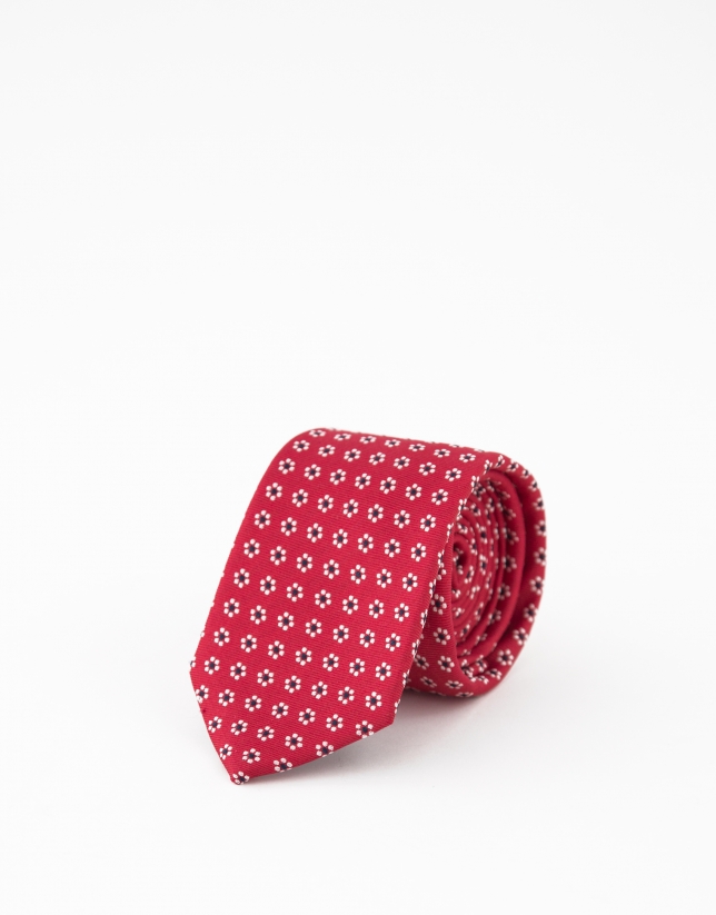 Red silk tie with floral jacquard 