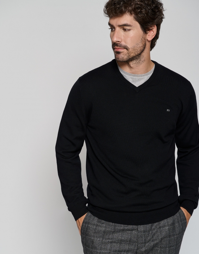 Dark wool sweater with V-neck 