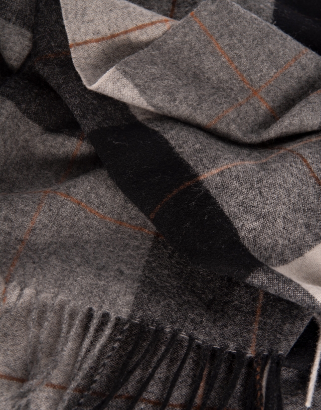 Wool scarf with gray checked design and brown outlines