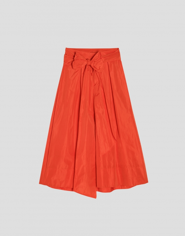 Red taffeta midi skirt with bow