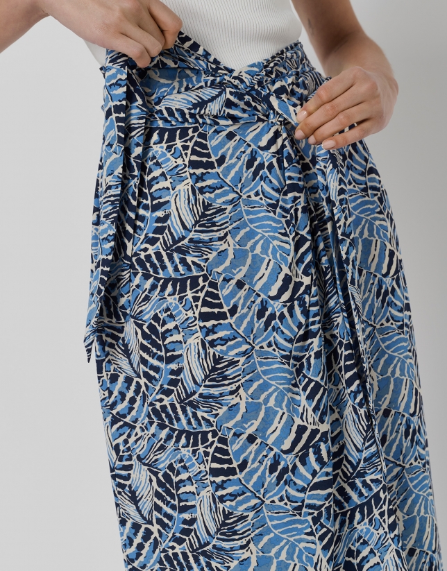 Midi skirt with tie at waist and blue leaf print