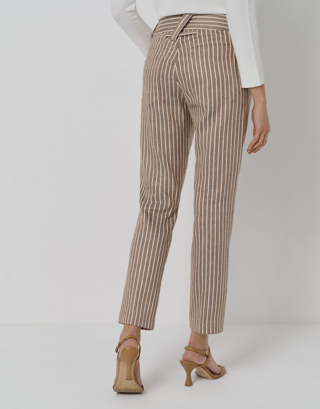 Camel and cream striped pants with five pockets