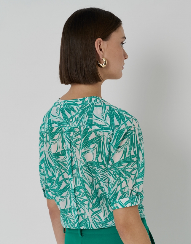 Green short-sleeved cheesecloth shirt with bamboo print
