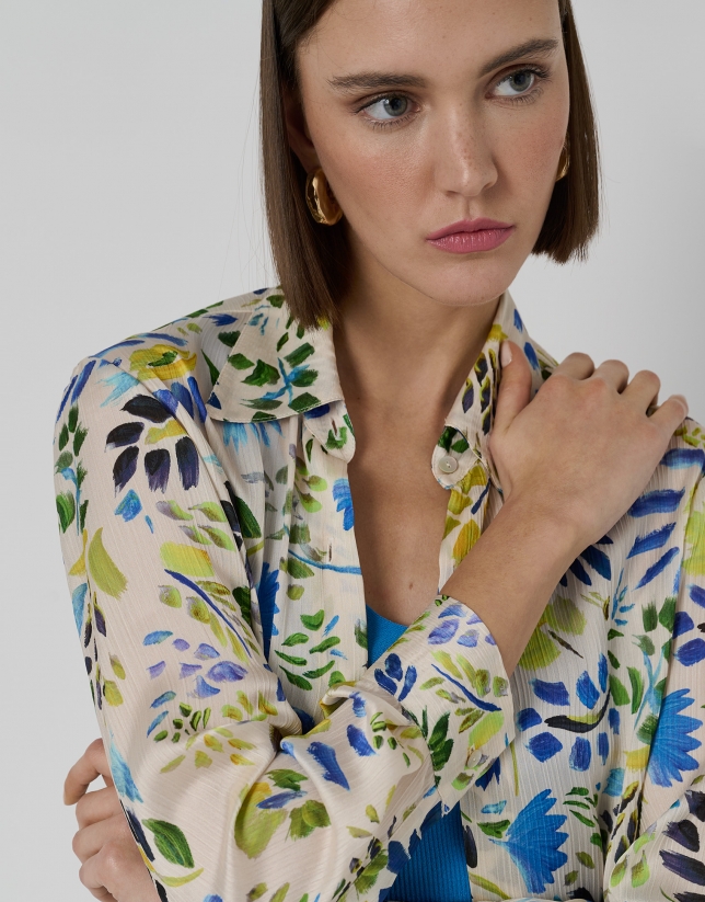 Oversize cheesecloth blouse with blue floral print
