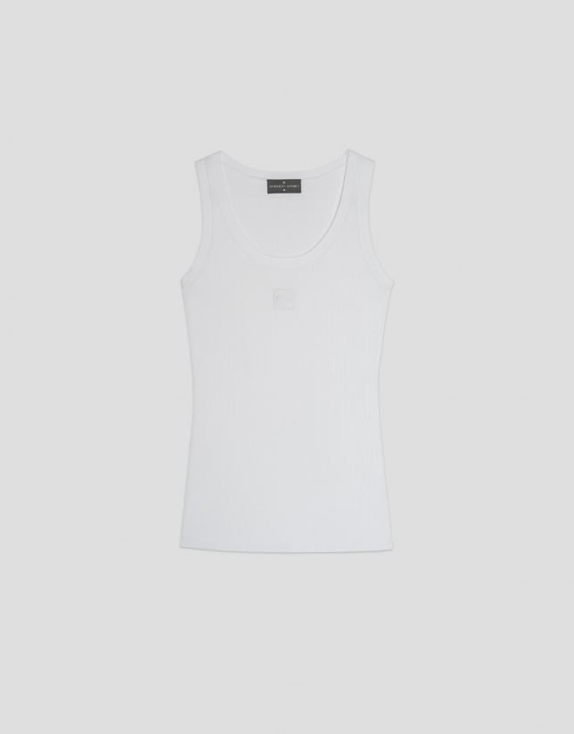 White ribbed top with embroidered RV logo