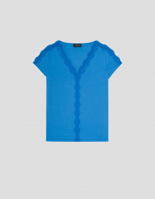 Camiseta de manga corta y escote pico algodón azul y encaje