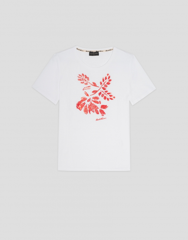 Camiseta algodón blanco con flores bordadas tonos rojos