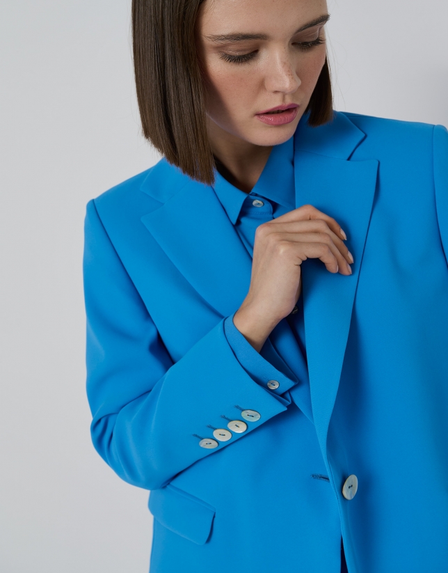 Blue crepe one-button blazer