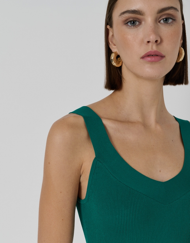 Green ribbed strapless tank top
