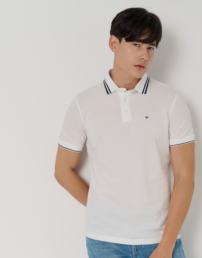 White piqué polo shirt with short sleeves