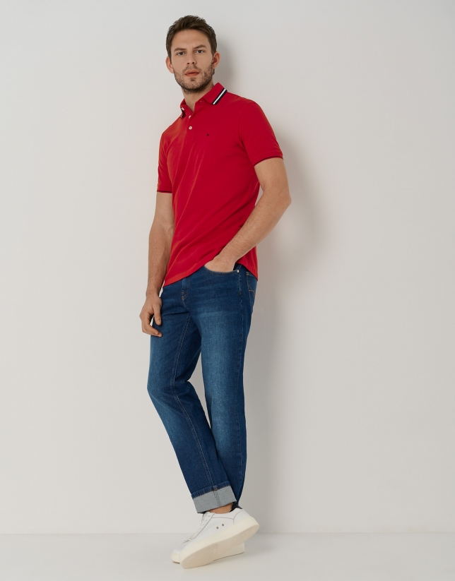 Red piqué polo shirt with short sleeves