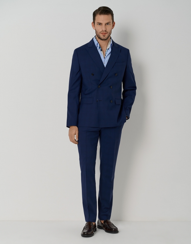 Half-canvas, slim fit suit with dark blue checked pattern