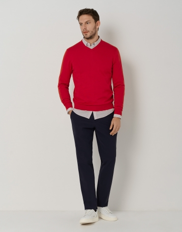 Red wool sweater with V-neck