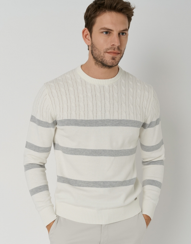 Beige and gray cotton sweater with cable-stitched knit