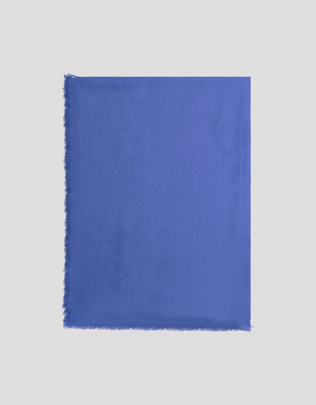Pañuelo modal azul con logo bordado a mano
