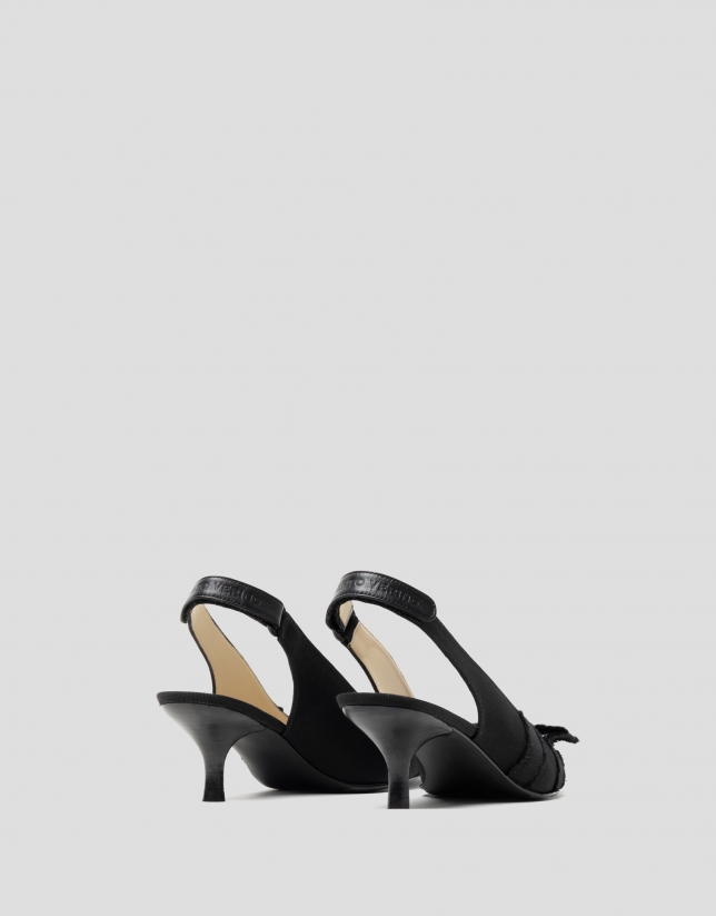 Zapato salón destalonado tejido desflecado negro